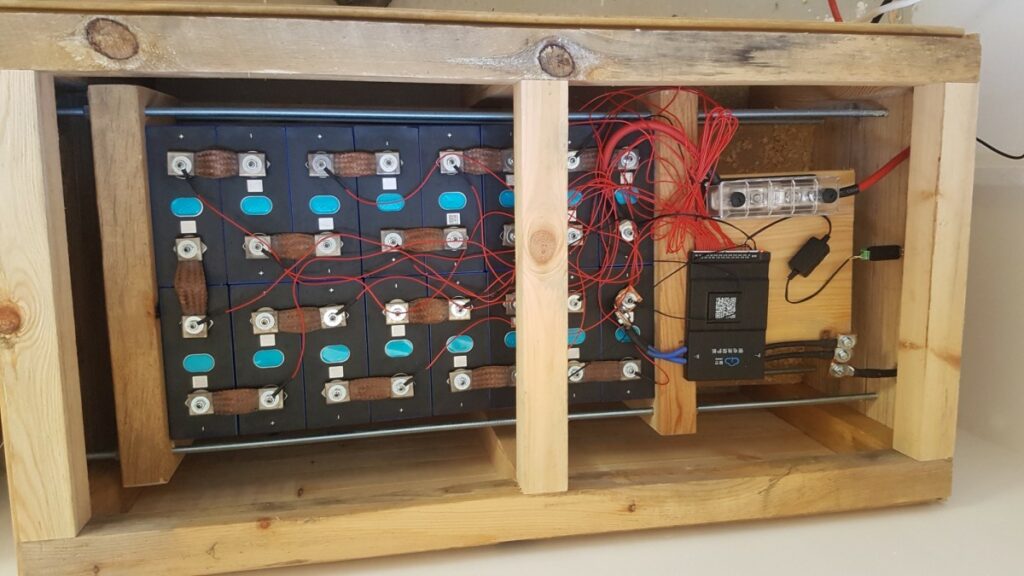 A single battery made of 16 cells, with a Class T fuse and BMS.