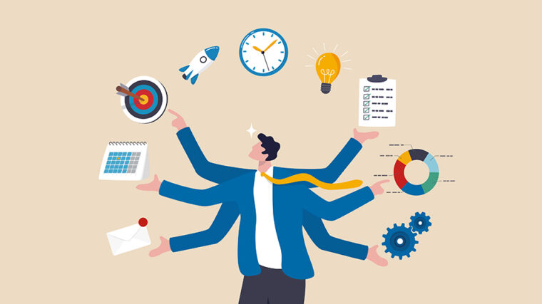 Piirroskuva henkilöstä, jolla on useita käsiä ja joka jongleeraa eri työtehtäviä, kuten kelloa, lamppua, rakettia, kohdetaulua, kalenteria, kirjekuorta, tehtävälistaa, kaaviota ja rattaita