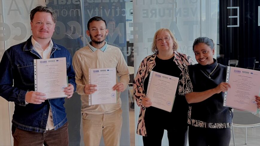 Reijo, Aisha and Ahmed participated in the Seamk course. They had also participated in PIB- courses abroad and had found those interesting and educational as well as fun/enjoyable.